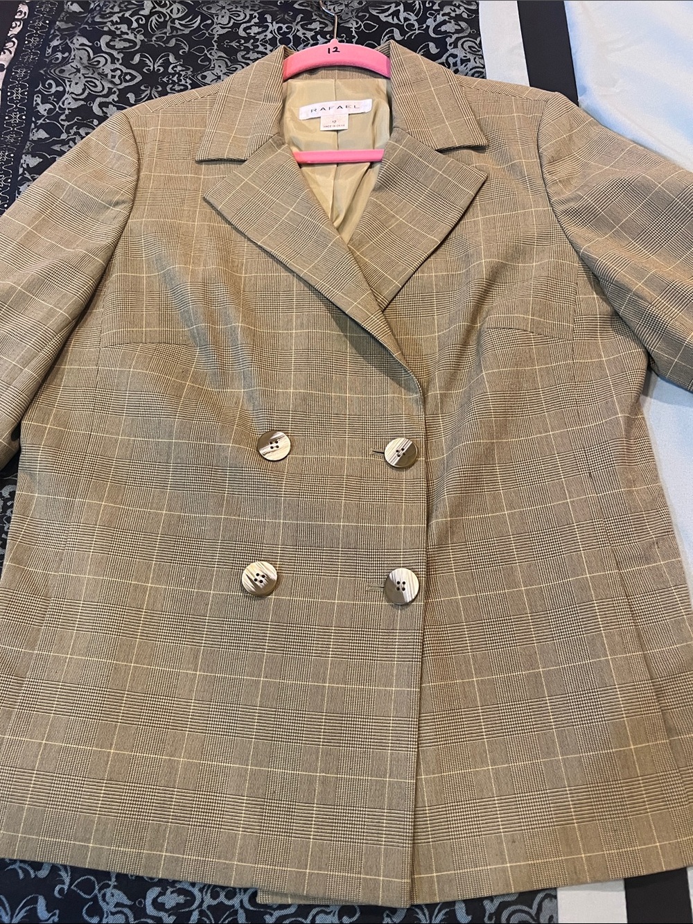 RAFAEL Double-Breasted Plaid Blazer in Tan and Cream